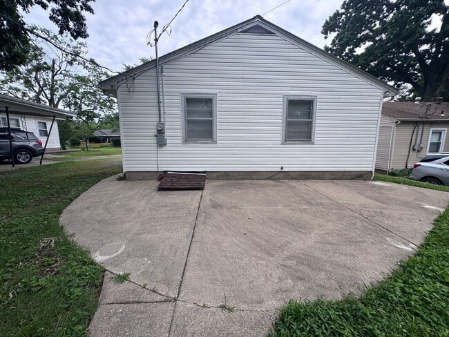 Photo - House in Paducah City Limits
