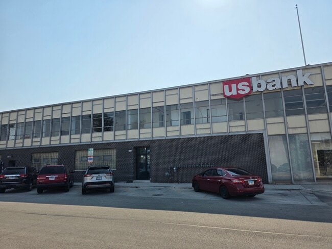 Building Photo - 2202 Lombard Ave Unit 205 Rental
