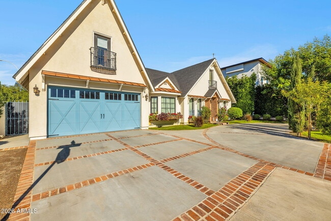Photo - 4402 E Turney Ave