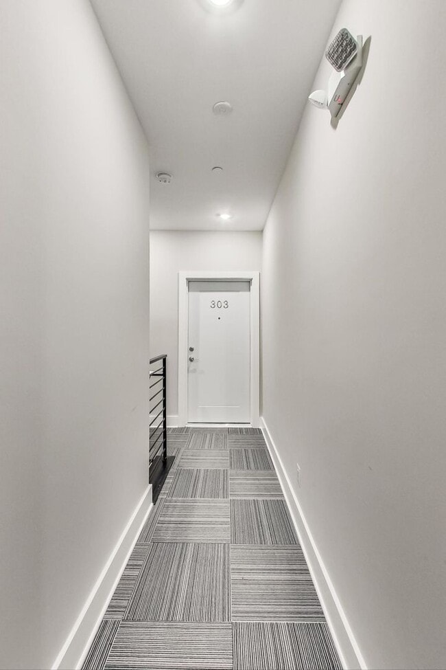 1638 K St NE Unit 302