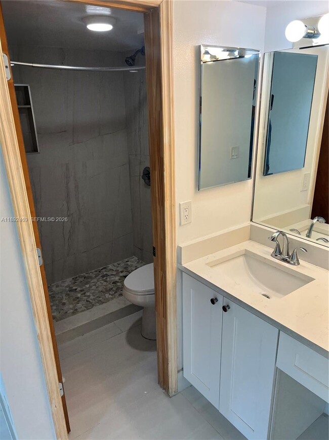 Photo - 10181 Twin Lakes Dr Unit 23-B