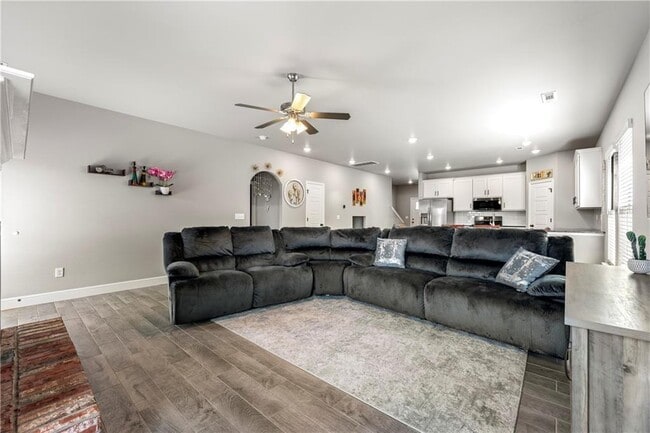 Photo - 2041 Tallgrass Ter