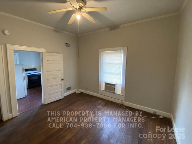 Photo - 567 Englewood St NE