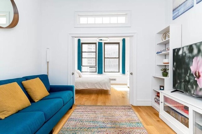Building Photo - 1 bedroom in New York NY 10004 Unit 5K Rental