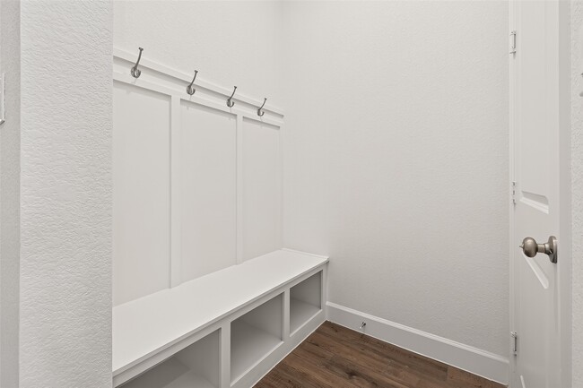 Photo - 1132 Beals Crk St