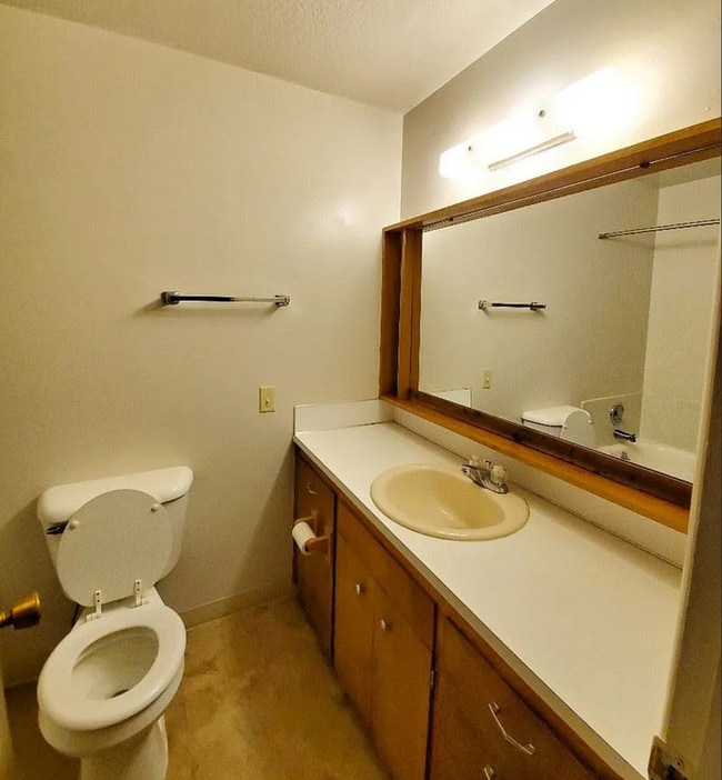 Photo - 8585 W Goddard Rd