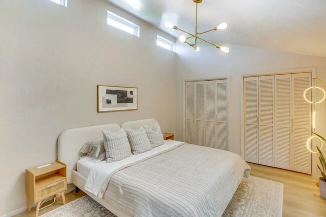 Photo - 700 Wasatch Blvd