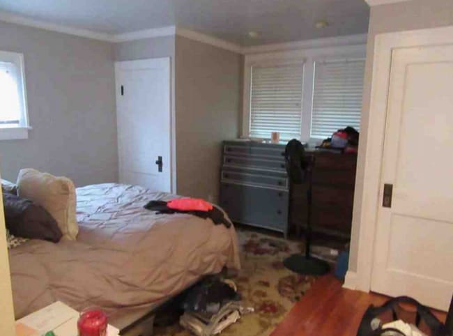 Photo - 1241 Bruck St