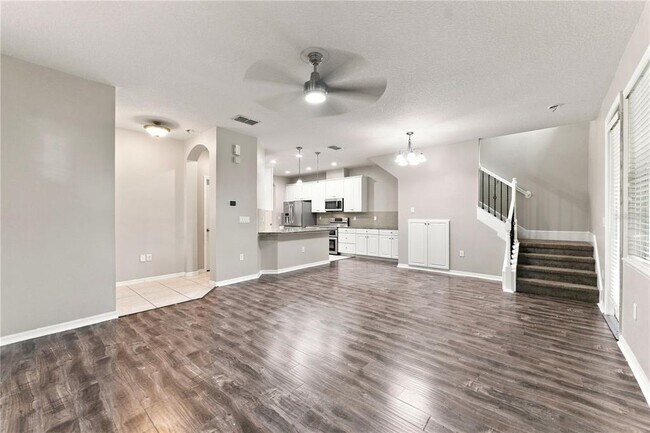 17013 Vilesta Dr