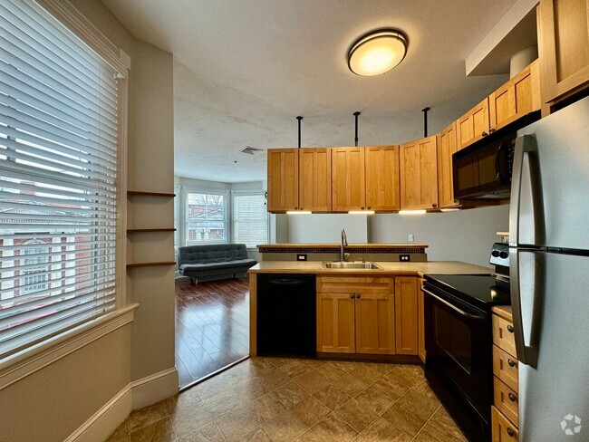 Building Photo - 1 Bed / 1 Bath 1st Floor Unit  (Downtown, ... Rental