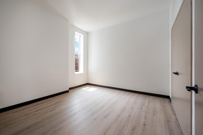 Photo - 857 Bergen Ave Unit 509