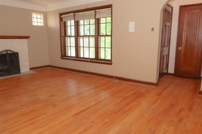 Photo - 1067 Melvin Dr