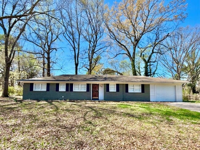 Building Photo - AdenSt3203 Unit 1