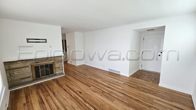 Photo - 500 5th Ave