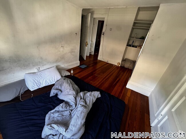 Building Photo - 547 Highland Ave Rental