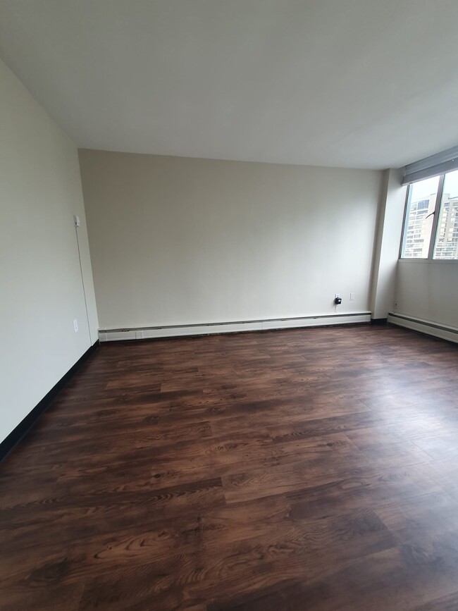 860 Jervis St Unit 1103