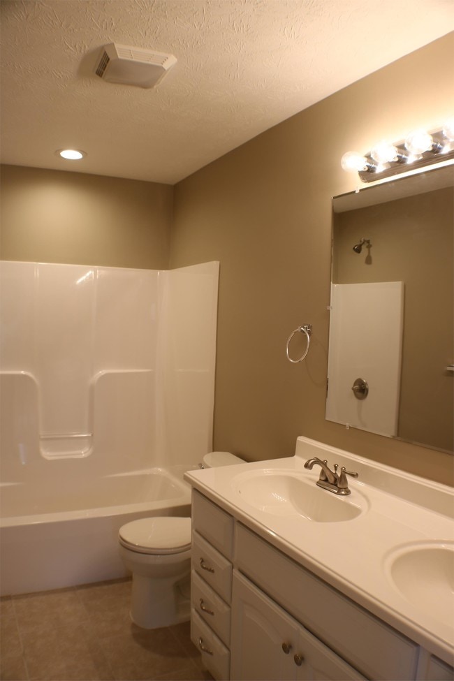 2 Sugar Maple Ln Townhome Townhome Rental in Ona WV