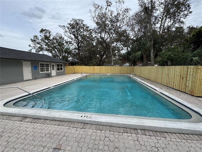 307 Oak Rose Ln Unit 201