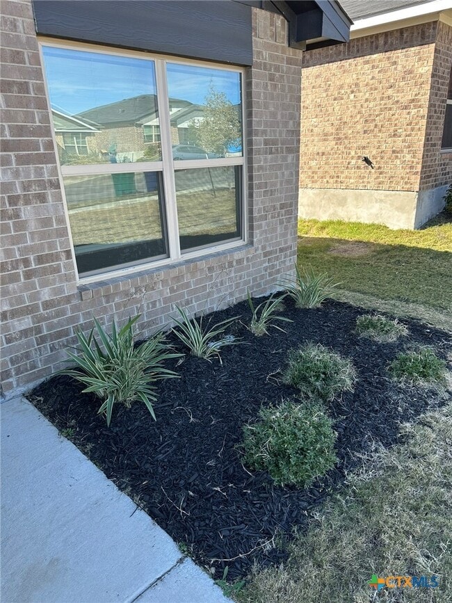 Photo - 1209 Lehmann Dr