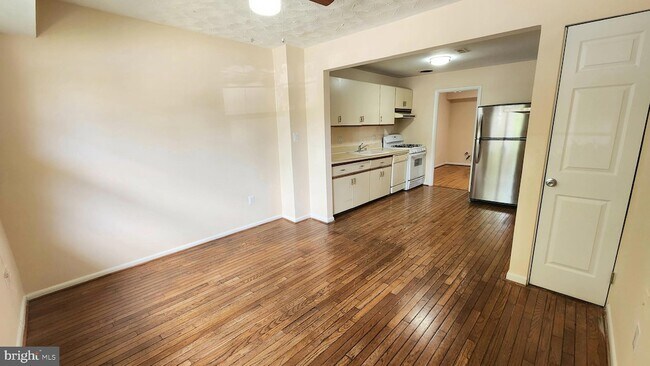 Photo - 10823 Bucknell Dr