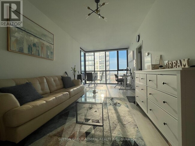 Photo - 2916 Hwy 7 Unit 2709