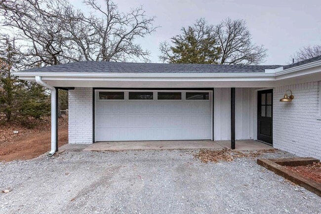 Photo - 5200 N 5th St
