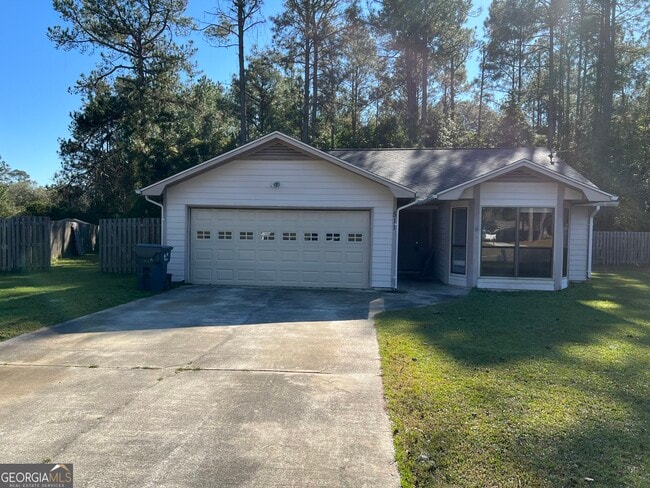 Building Photo - 511 Moeckel Ln