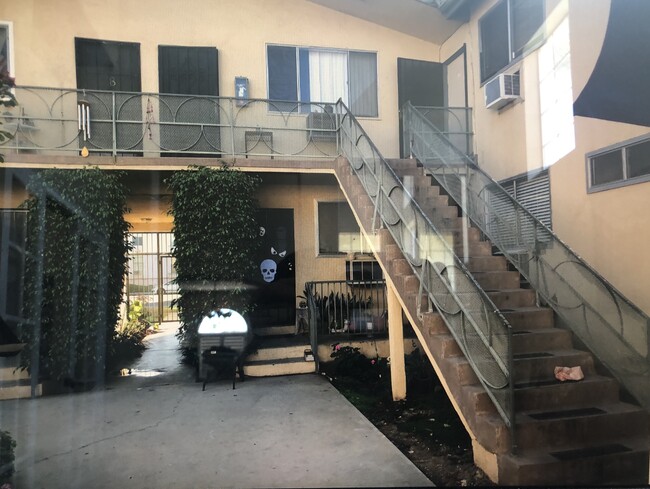 Photo - 5051 Woodman Ave Apartment Unit 10
