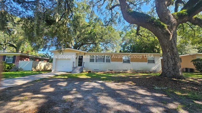 Building Photo - 5433 Oliver St S Rental