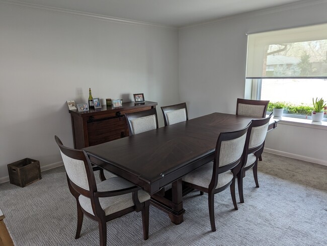 Building Photo - 5230 S Columbia Ave