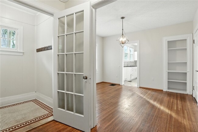 Photo - 297 Dartmouth St