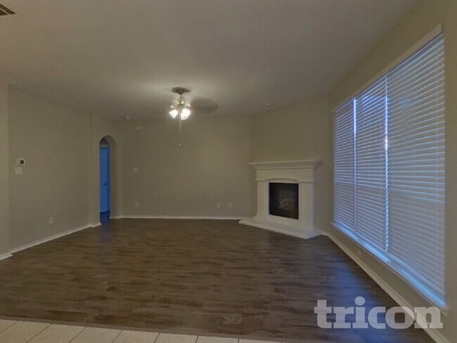 Photo - 6356 Ferncreek Ln