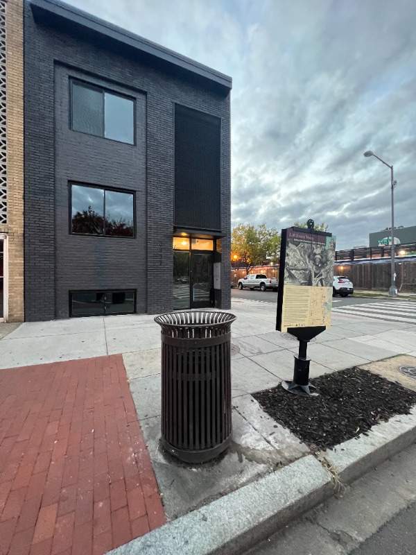 Photo - 3332 Georgia Ave NW