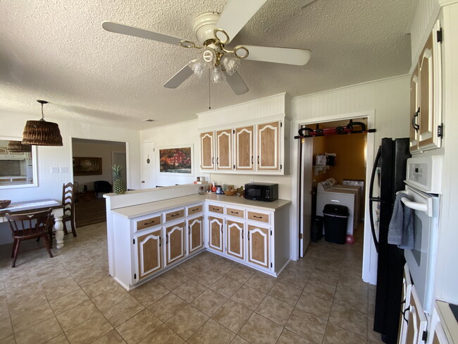 Building Photo - 324 texas ave Unit 324 Texas