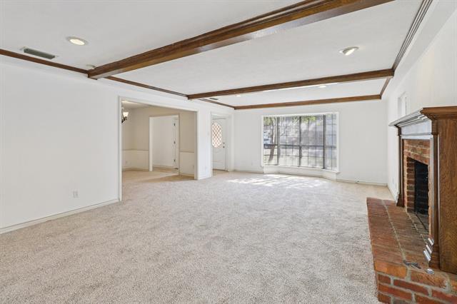 Photo - 6928 Walling Ln