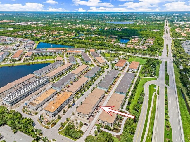 Building Photo - 5264 Beckman Ter