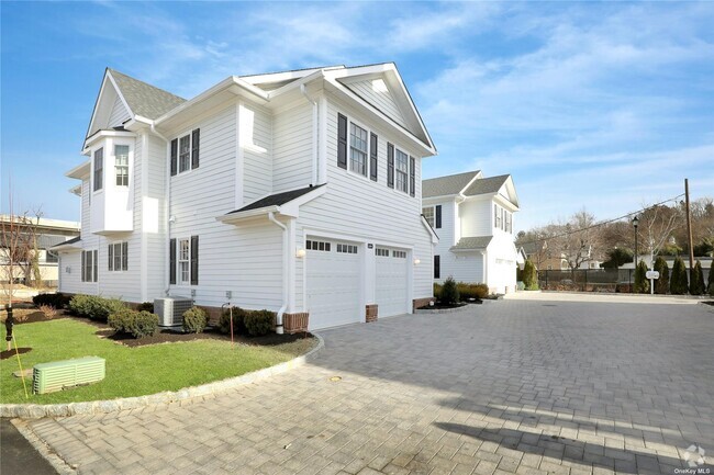 Building Photo - 1201 Mill Creek S Rental