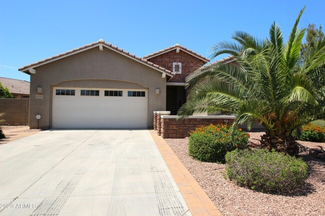 Photo - 4936 S Twinleaf Dr House