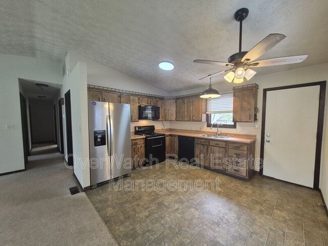 Photo - 12250 Mary Ave