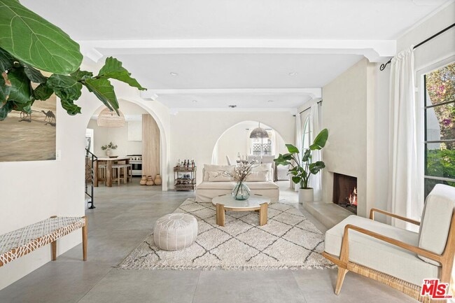 Photo - 4267 Murietta Ave