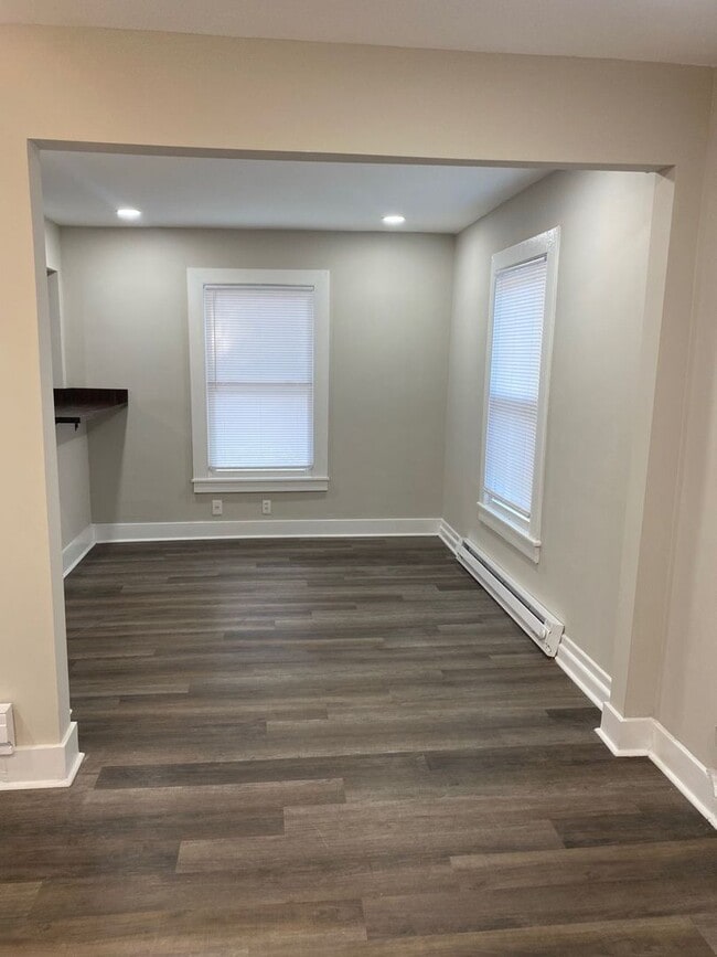 Photo - Freshly Renovated 2BR Duplex in the Heart of Portsmouth!
