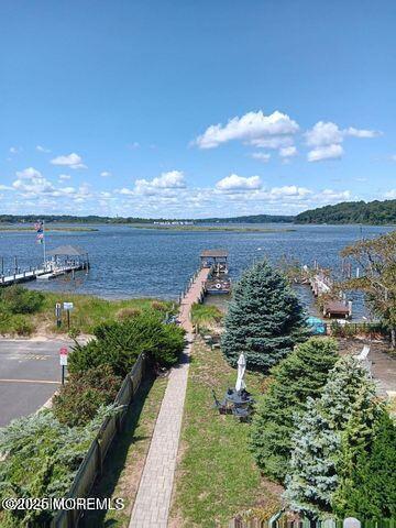 Photo - 2 Beach Way Unit Upper level