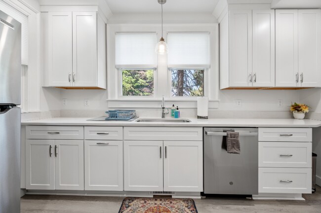 Photo - 21 Holden St