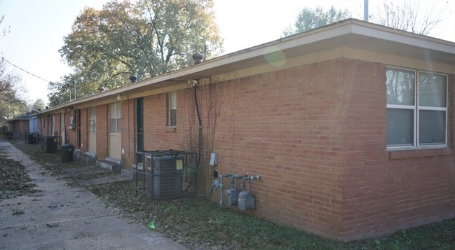 1645 Wells Station Rd