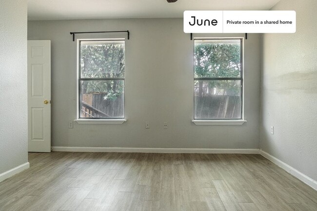 Photo - Room in Shared 3 bed/2 bath home Unidad C