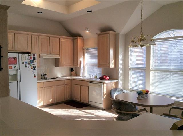 Photo - 18731 Gibbons Dr