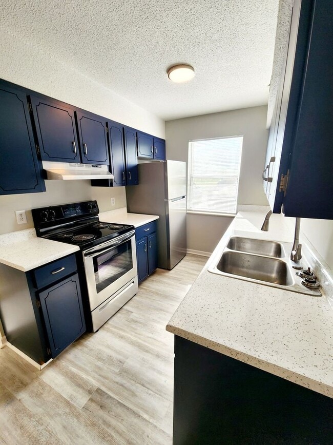 Building Photo - Marbleton Townhomes