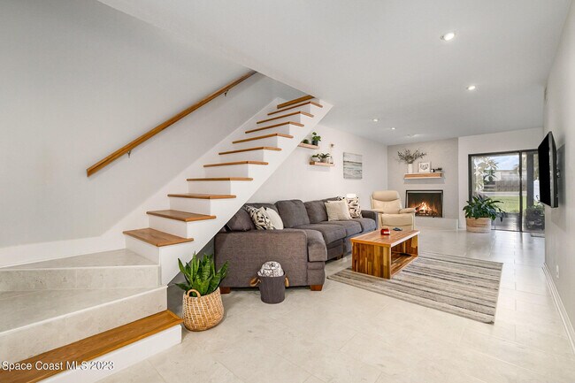 Photo - 116 Skyline Cir