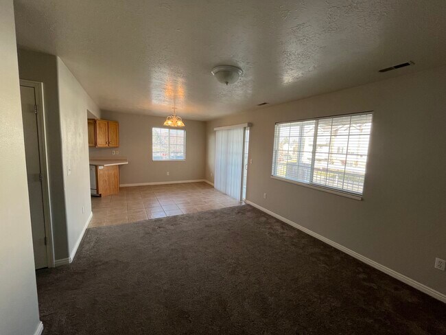 Living Room - 1077 W 1360 S Unit 1077