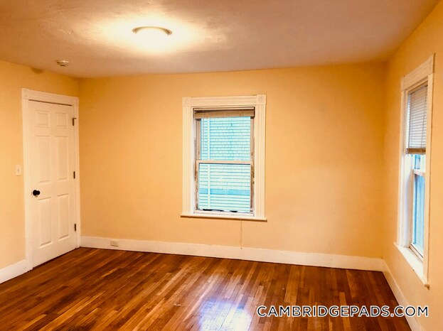 Photo - 5-7 Blake St. Unidad 5